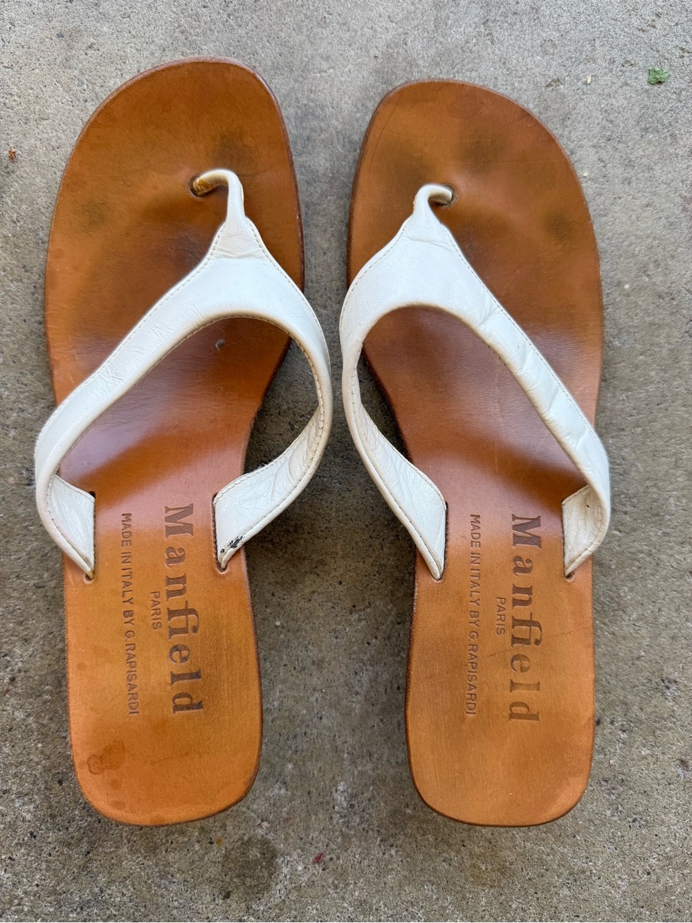Y2K Chunky Wood White Leather Thong Sandals Manfield Paris Measures 8.75/5.5